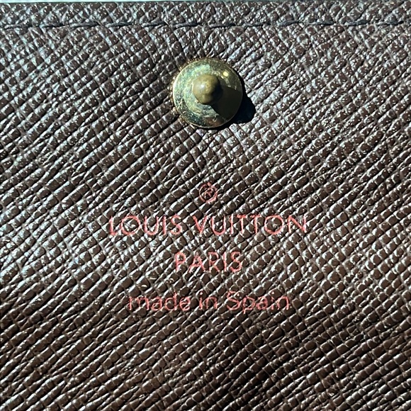 Authentic Louis Vuitton Sarah Damier Ebene Canvas Wallet with COA - Picture 7 of 12